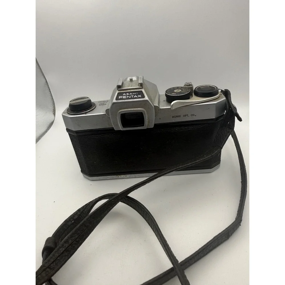 Honeywell Pentax SP 1000 35mm SLR Film Camera with SMC Takumar 55mm f2 Lens